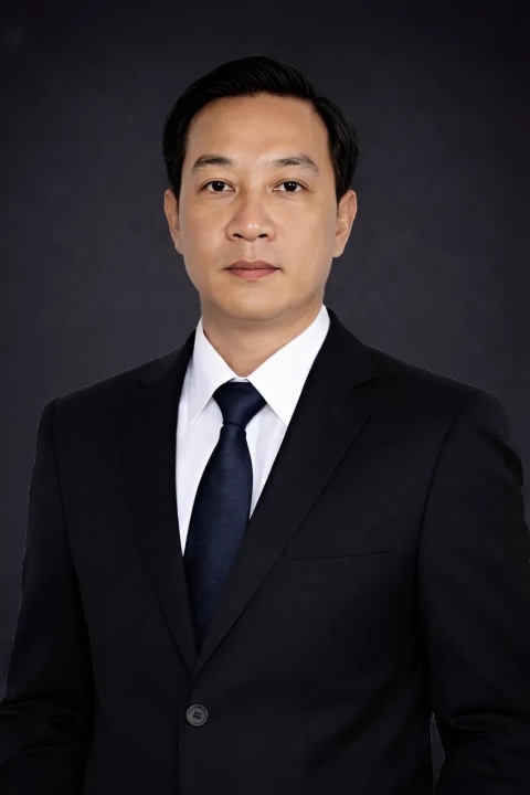 ÔNG TRẦN ANH TUẤN