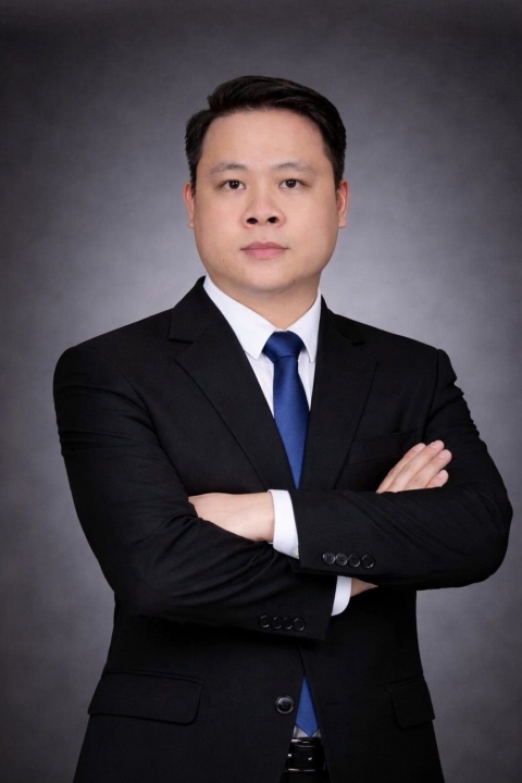 ÔNG HUỲNH HIẾU LIÊM