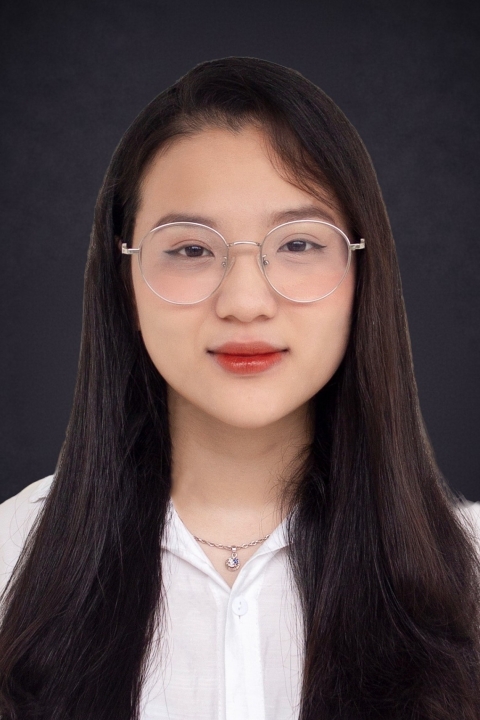 BÀ PHẠM NGỌC PHƯƠNG LINH