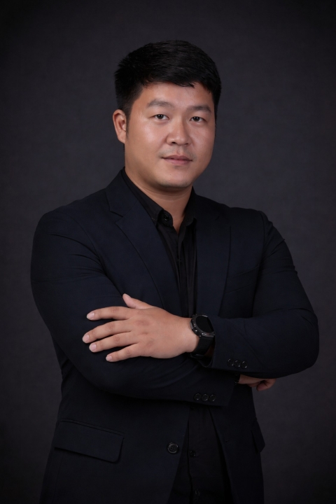 ÔNG NGUYỄN QUỐC VƯƠNG